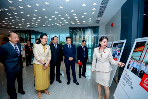 广新集团举行成立20周年暨品牌战略升级发布会，新形象全新启航！